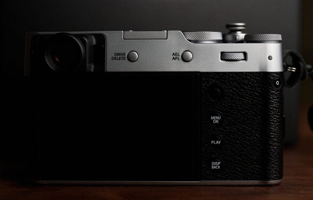 fujifilm-x100v-back-view