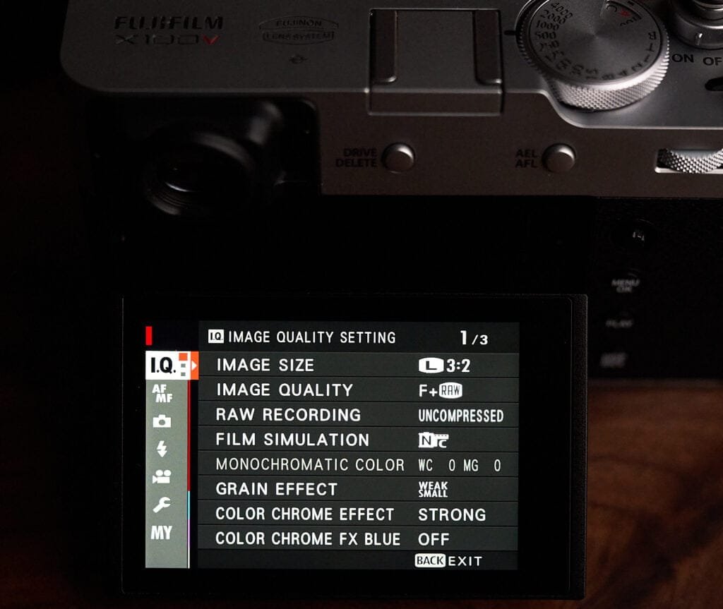 fujifilm-x100v-screen