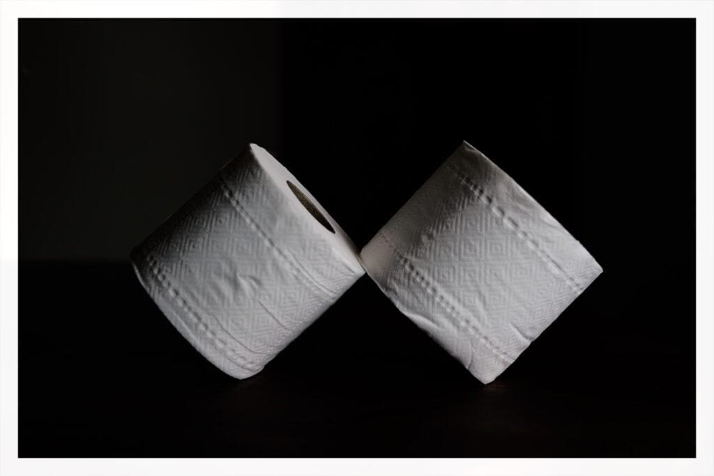 two-toilet-rolls